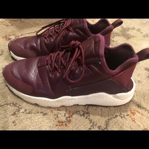 Womens Air Huarache Run Ultra’s